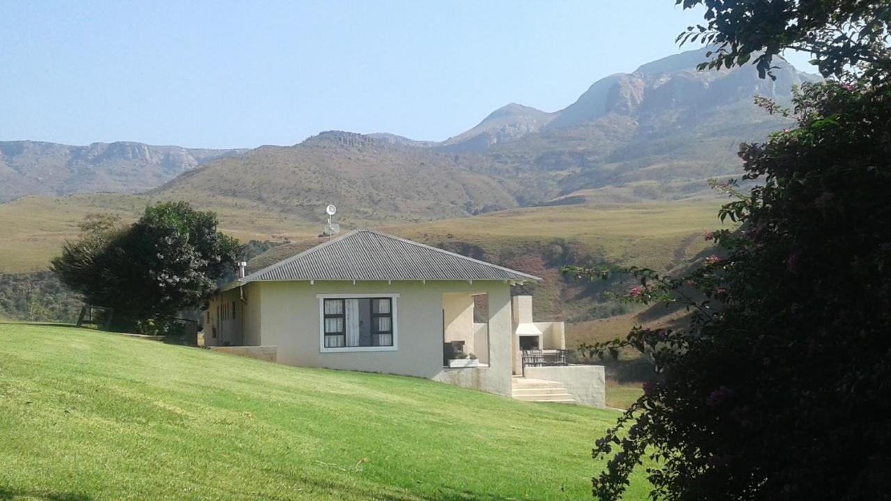 Ledges Retreat Villa Bergville Bagian luar foto