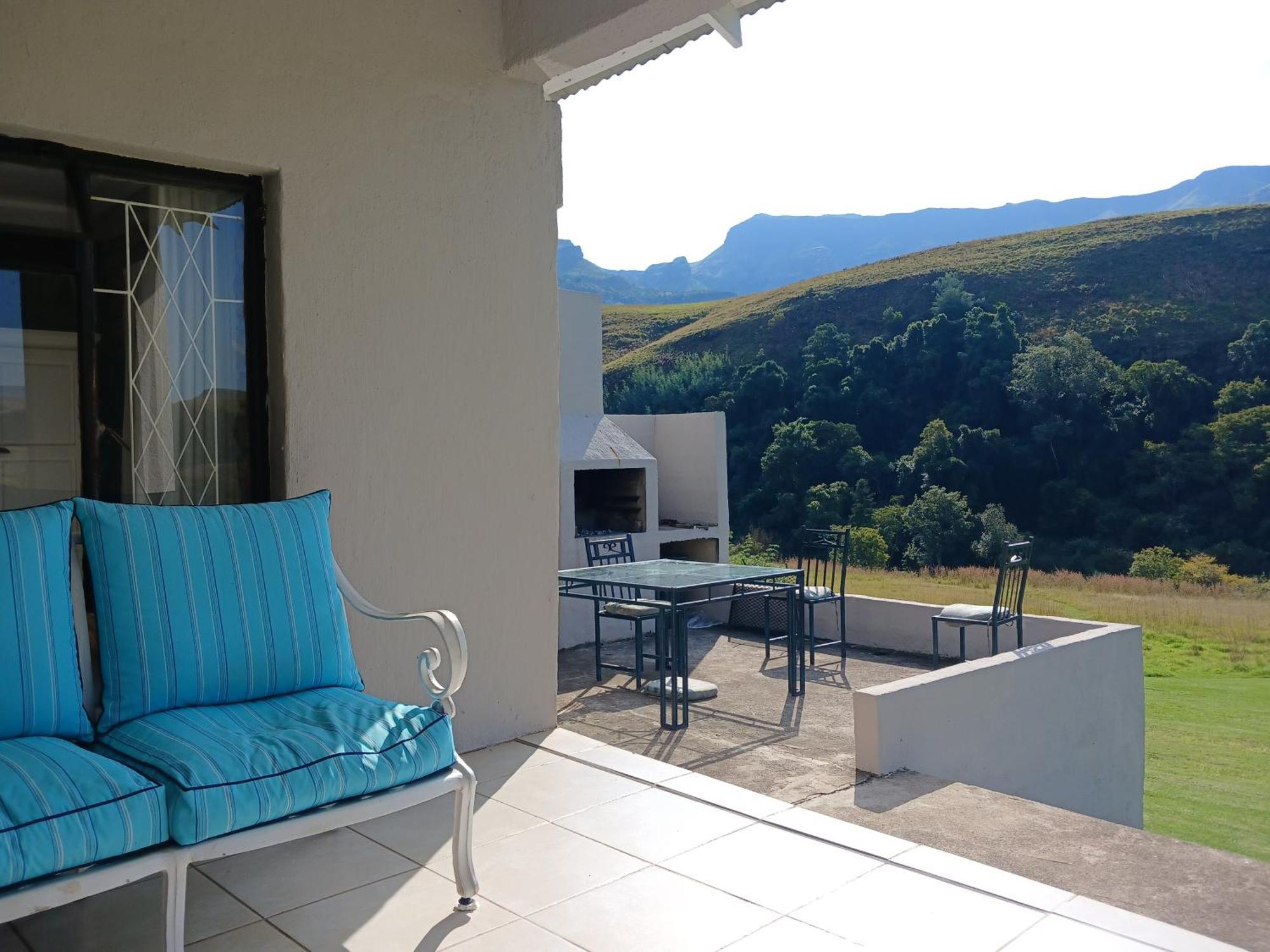 Ledges Retreat Villa Bergville Bagian luar foto