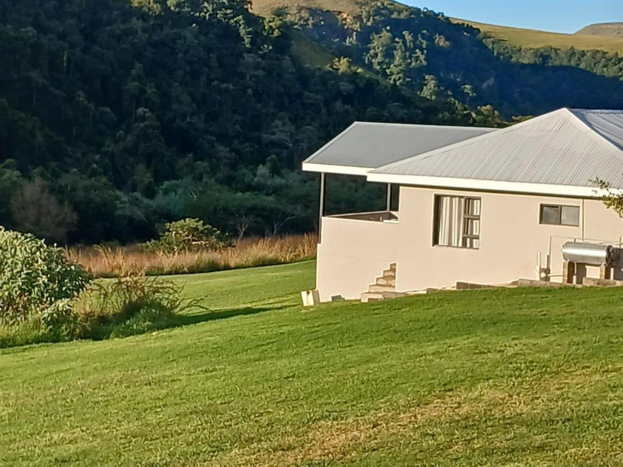 Ledges Retreat Villa Bergville Bagian luar foto
